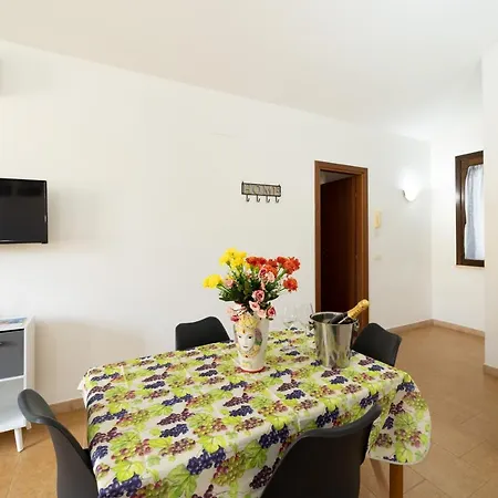 Apartment Casa Al Vicolo 99 *